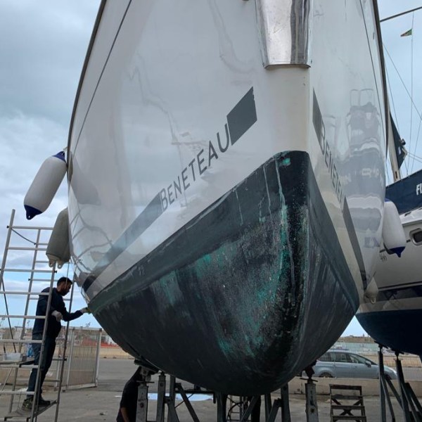 Oceanis 45 hull check &&nbsp;prep